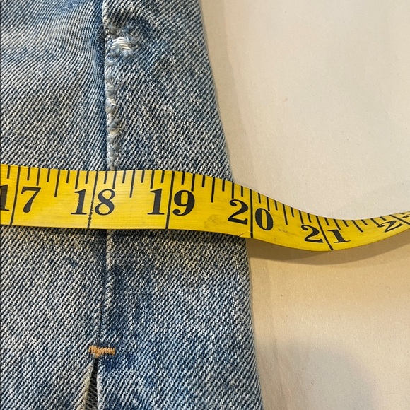 AGOLDE Dee Super High Rise Denim Shorts Ricochet Medium Wash Size 25 NWT - Picture 12 of 15